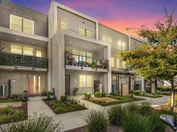 6580 Vision Ct, San Jose, CA 95119