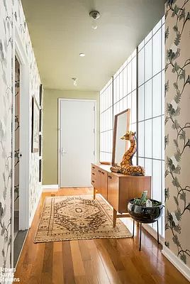 4th image of 58 Metropolitan Ave #D
