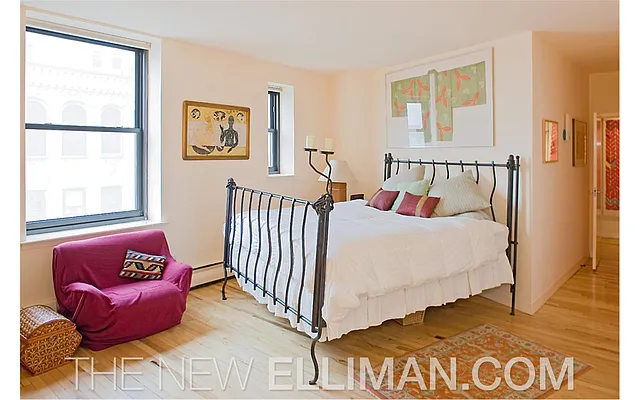 Sold by Douglas Elliman | media 17