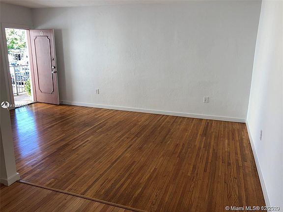 3rd image of 1445 West Ave APT 10