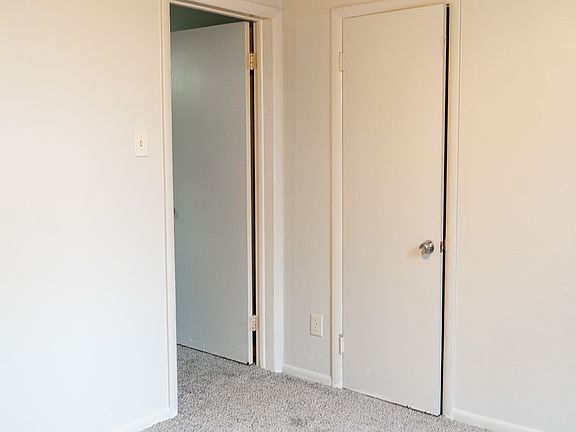 5th image of 121 Pruett Pl #1