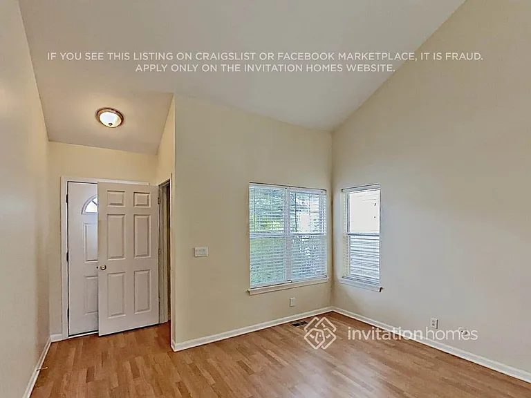 1743 Walnut Park Ln — Photo 5