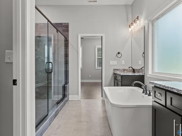 22541 Spyglass Ln, Athens, AL 35613