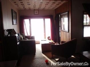 N1063 Vinnie Ha Ha Rd, Fort Atkinson, WI 53538