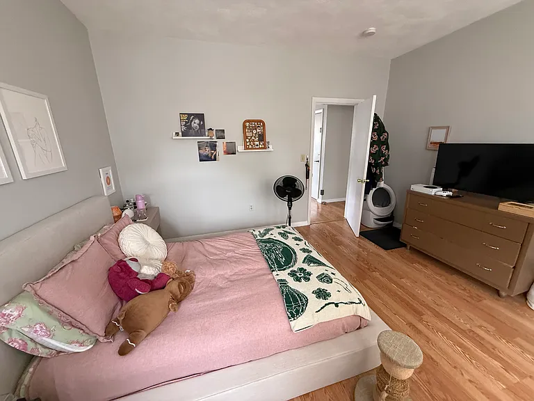 633 Somerville Ave #3 — Photo 9