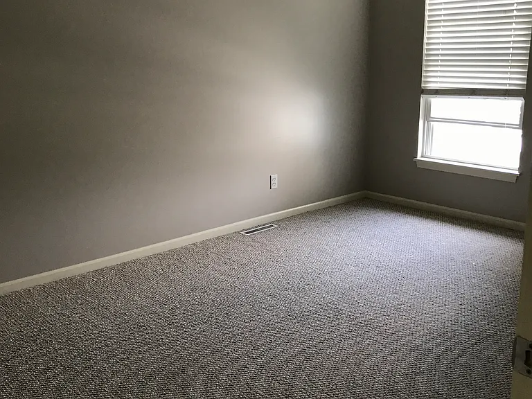 704 Stevens Pointe Dr SE — Photo 17