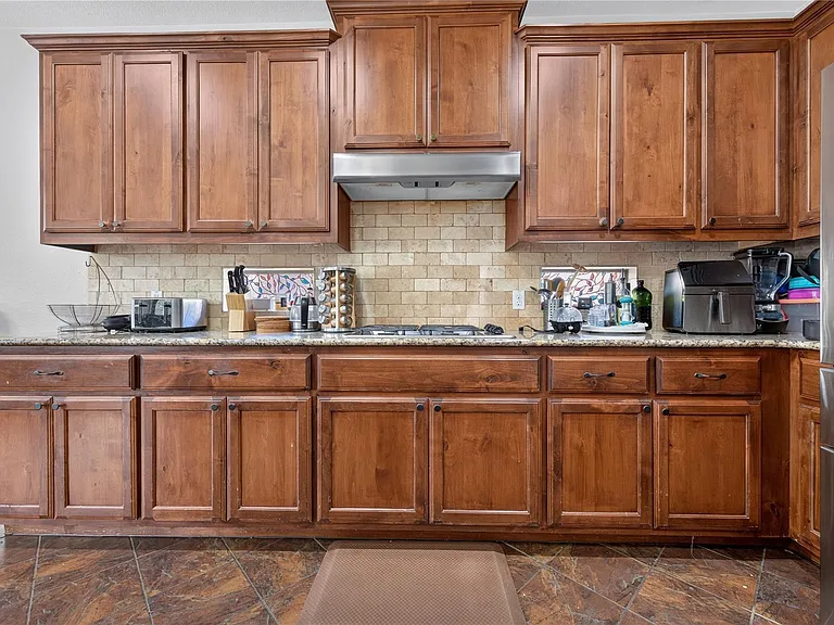112 Latitude Ln — Photo 15