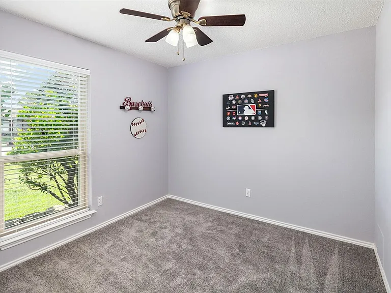 1533 Springaire Ln — Photo 9