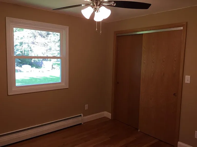 1026 W Lorain St — Photo 8