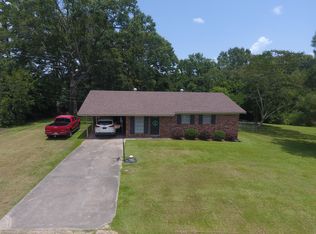 14 Ten Acres Rd, Laurel, MS 39443