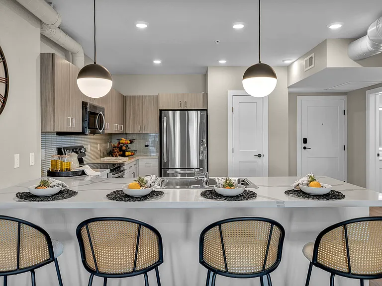 2-Bed 2-Bath - Kitchen