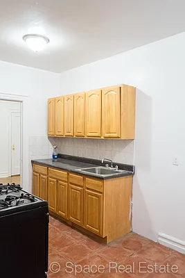 Rented by Space Real Estate | media 4