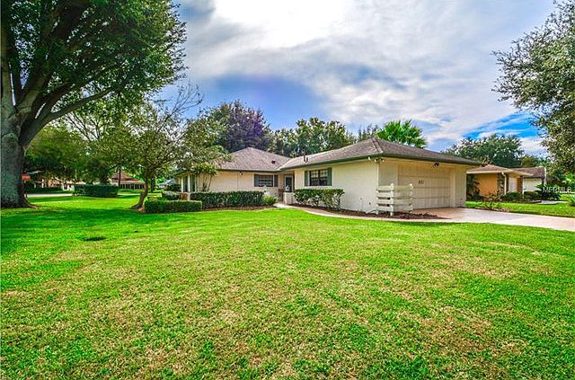 1st image of 451 Pinehurst Ct