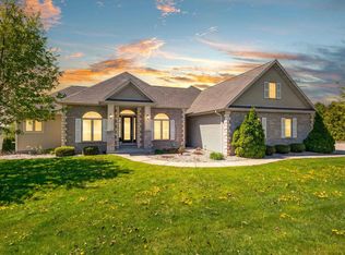 N1657 Carlin Road, Fort Atkinson, WI 53538