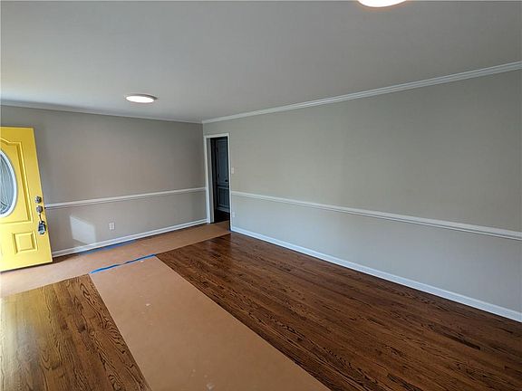4th image of 2619 Hinson Rd