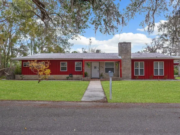 506 N Quincy St, Perry, FL 32347