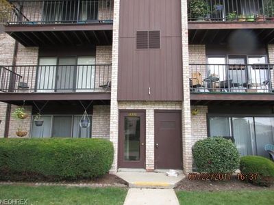 16370 Heather Ln #T301, Middleburg Heights, OH, 44130
