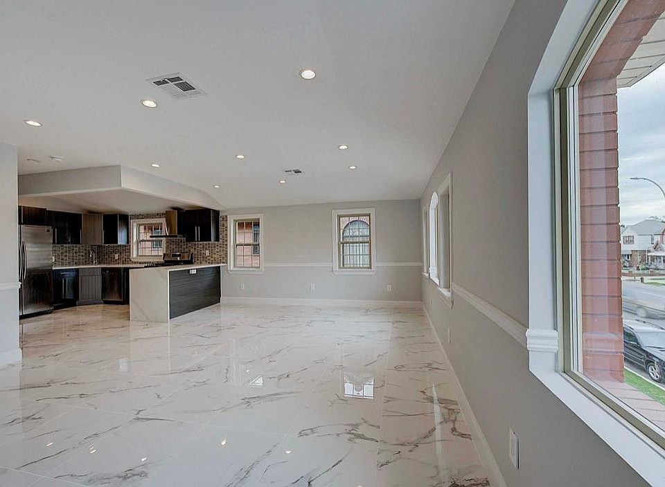 1st image of 4354 Utopia Pkwy Floor 2