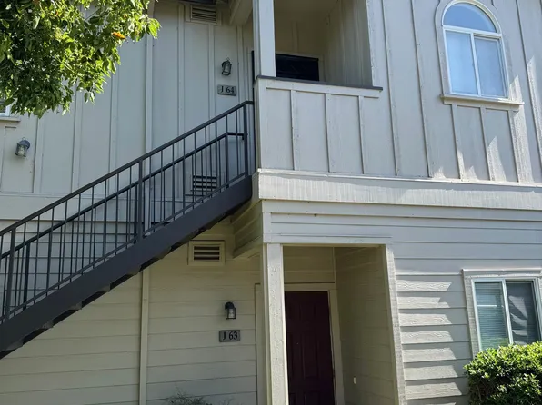8905 Davis Rd APT J64, Stockton, CA 95209