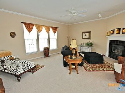 4th image of 6914 N Bedford Ave
