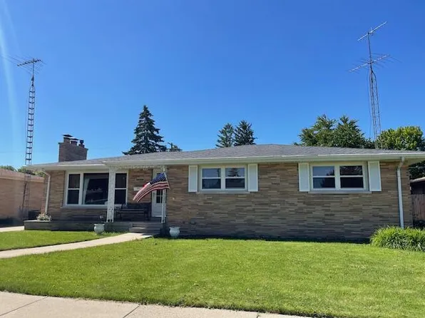 2415 24th STREET, Kenosha, WI 53140