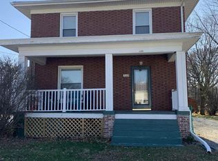 128 W Pine St, Canton, IL 61520