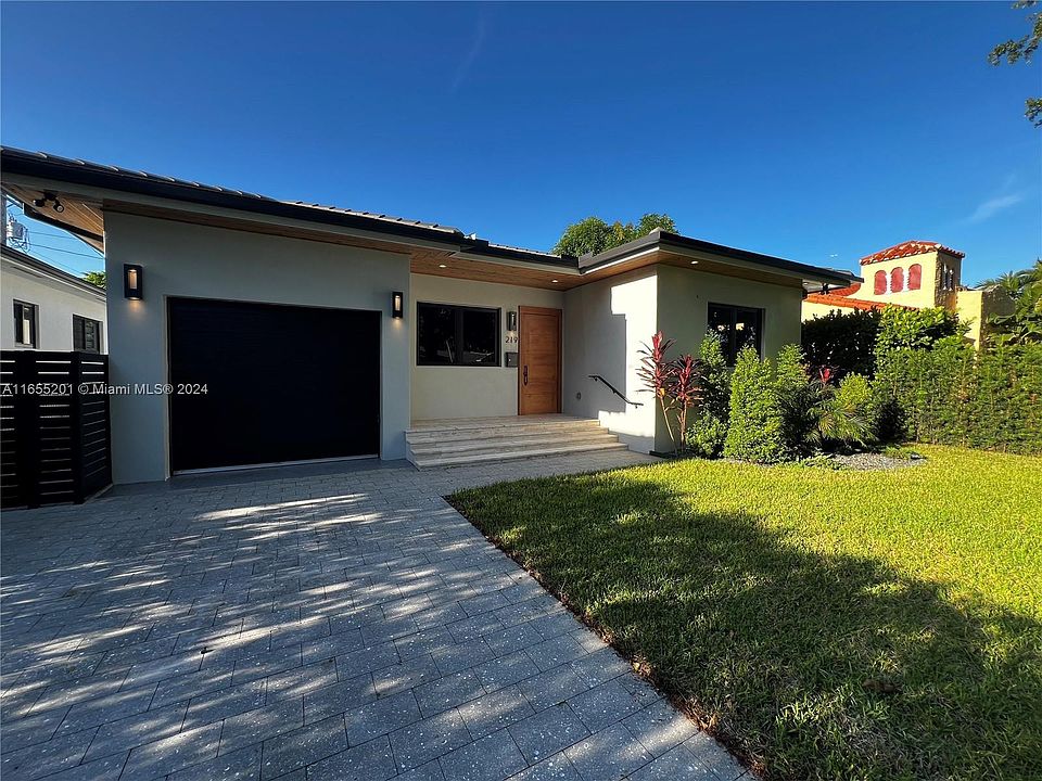 1st image of 219 Romano Ave