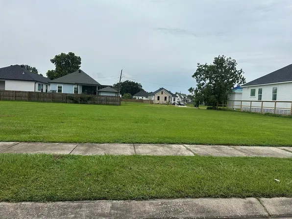 1931 Benjamin St, Arabi, LA 70032