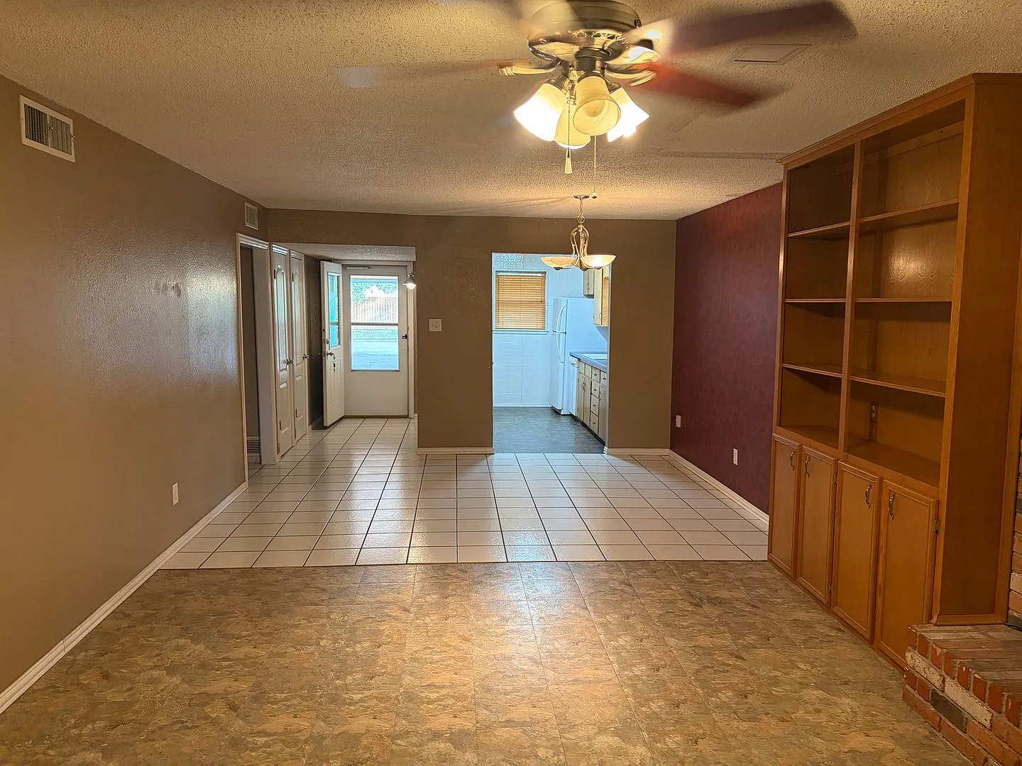 2 Bed 2 Bath; All Appliances Included — Photo 3