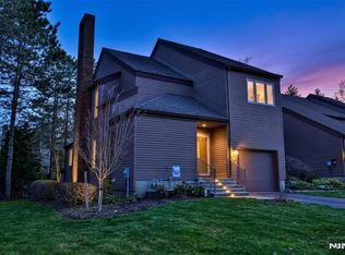 42 Bellgrove Dr, Mahwah, NJ 07430