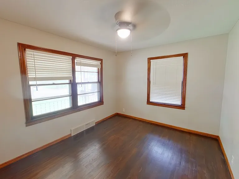 1739 S Lexington Rd — Photo 6