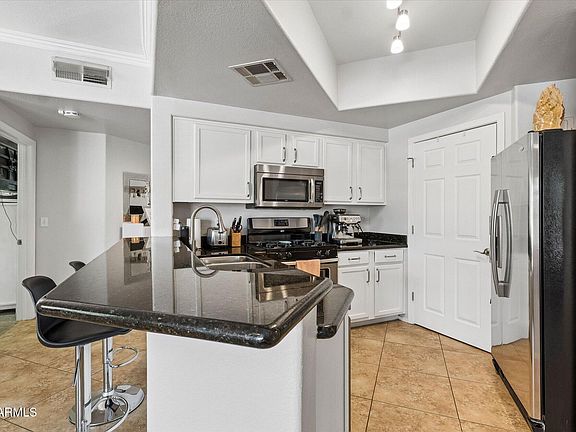 2nd image of 10030 W INDIAN SCHOOL Road #269