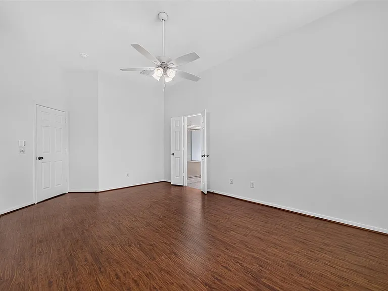 9534 Hanging Moss Trl — Photo 27