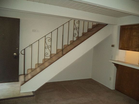 3rd image of 2518 P St APT 6