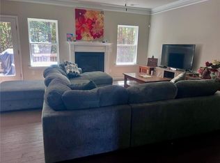 1343 Wilson Manor Cir, Lawrenceville, GA 30045