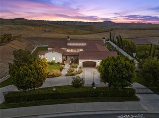 5319 Lochmoor Dr, Riverside, CA 92507