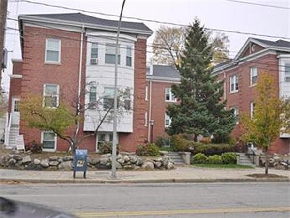Building Photo 3