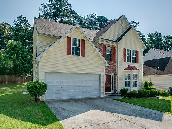 2nd image of 385 Oakland Place Dr