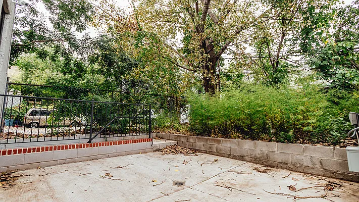 Rented by Nooklyn NYC LLC | media 13