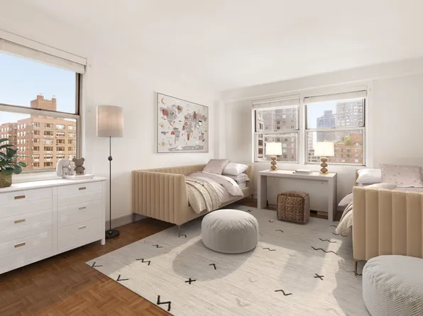 525 East 82nd Street image 20 of 27