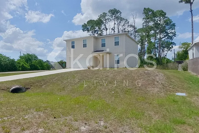 4 bed, 2.5 bath, 2054 sqft, $2,245 — Photo 3