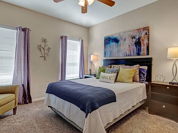 4th image of 500 Central Park Dr #26-2603