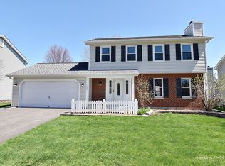 1620 S Tyler Rd, St Charles, IL 60174