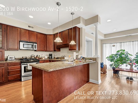 4th image of 1520 W Birchwood Ave #2-2-1520