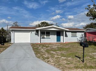 7311 Country Club Dr, Hudson, FL 34667