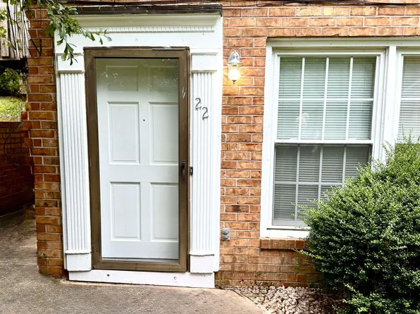 22 Balfer Ct, Greenville, SC 29615