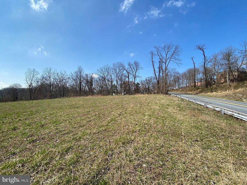 2nd image of Old Trail Rd