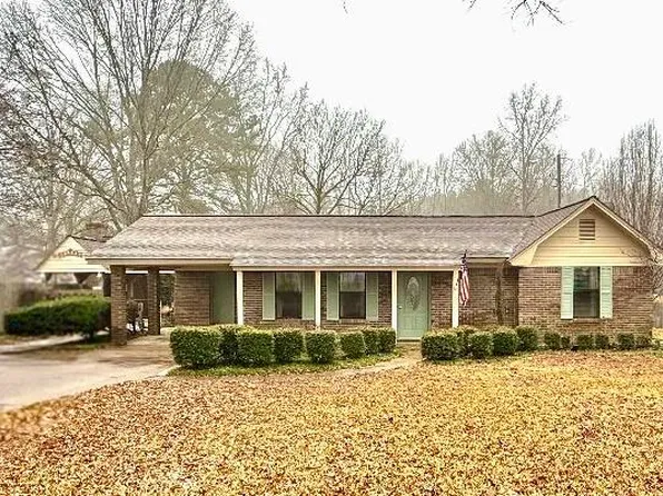 1326 E Old Highway 82, Eupora, MS 39744