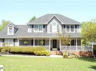 3 Chetfield Ct, Simpsonville, SC 29680