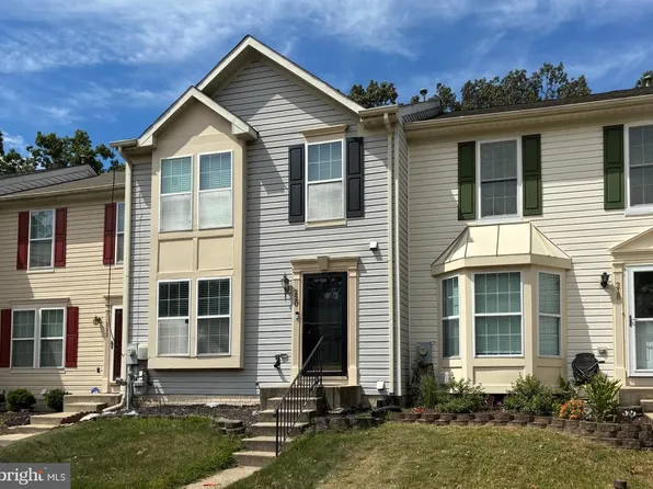220 Foxtree Dr, Glen Burnie, MD 21061